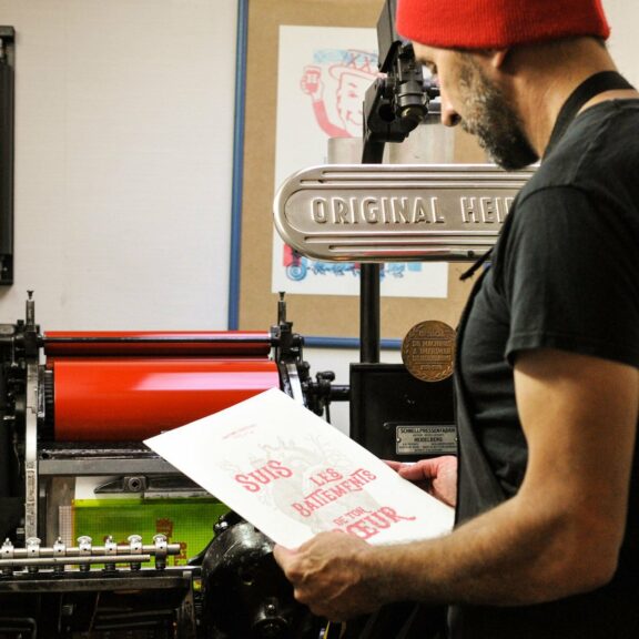 Affiche / Tirage d'Art A4 "Suis les battements de ton coeur" - Atelier Letterpress – Image 3