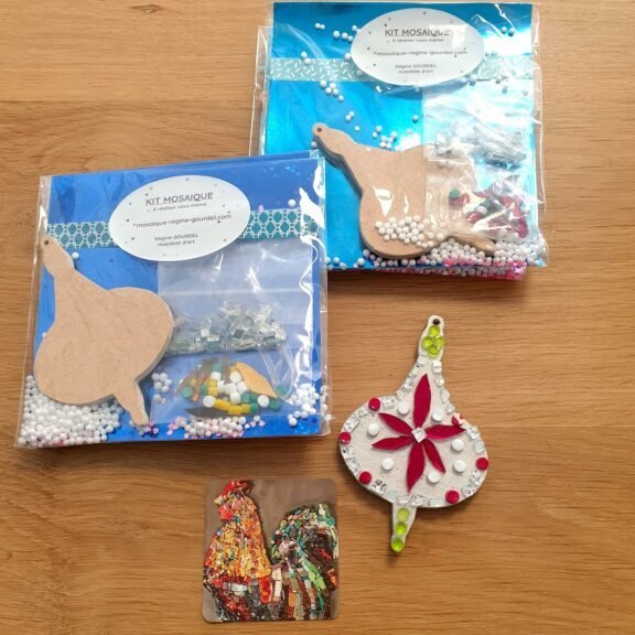 Kit Mosaïque de Noël Boule-toupie - Régine Gourdel – Image 2