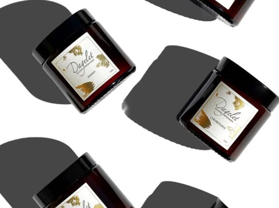 Bougie parfumée à la Rose 240g - Maison Dagelet – Image 3