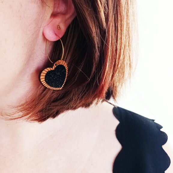 Boucles d'oreilles Collection Corazon Galaxie noir - Atelier Martho – Image 2