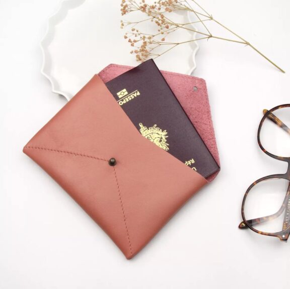 Pochette Enveloppe Hirondelles Rose Pampa - Barnabé aime le café – Image 3