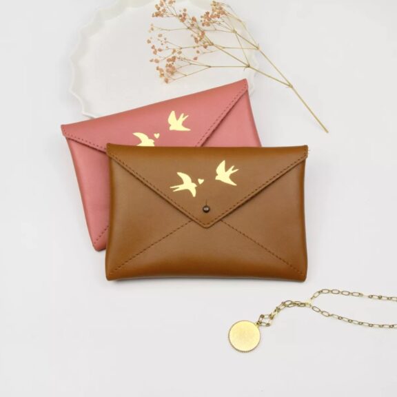 Pochette Enveloppe Hirondelles Rose Pampa - Barnabé aime le café – Image 2