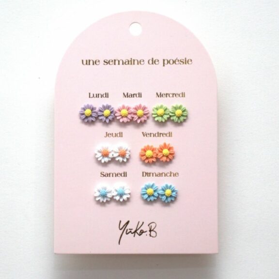 7 paires de boucles d'oreilles en céramique / Série fleurs - Une semaine de poésie - Yuko B.