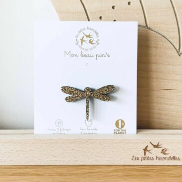 Pin's Libellule dorée - Les Petites Hirondelles