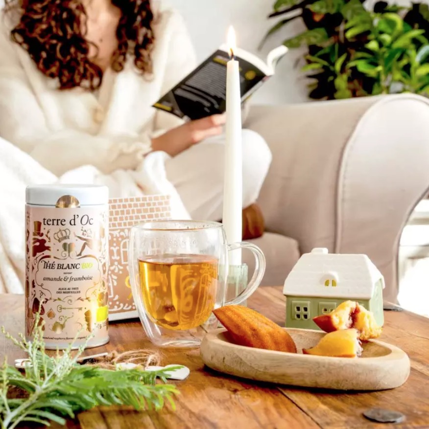 Thé de Noël 2025 - Thé blanc Amande & Framboise / Alice au pays des merveilles - Terre d'Oc – Image 2